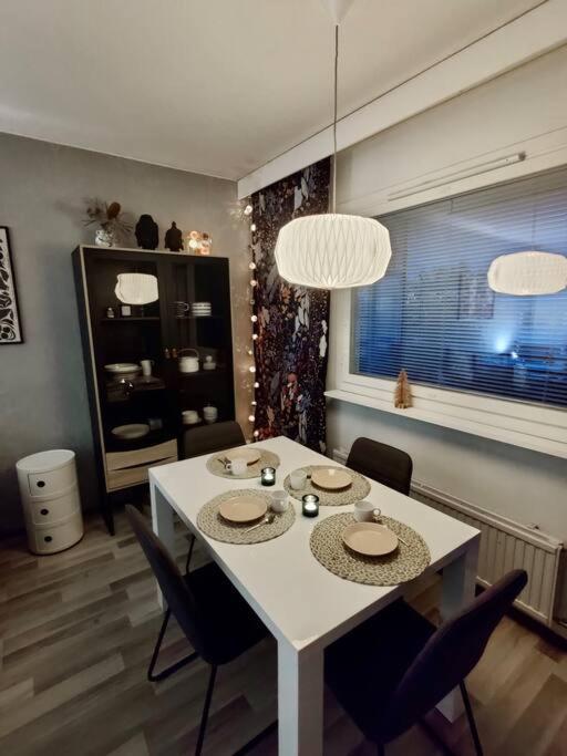 Peaceful City Center Apartment โรวานิเอมิ ภายนอก รูปภาพ